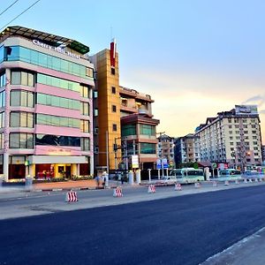 Cherry Hills Hotel